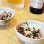 たこ料理　海峡 - 料理写真:お通し（たこの酢の物）