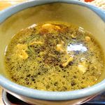 そば処 大和 - かしわ汁のアップ