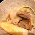 Nabe Bani Kuryouri Gyuushou - ボタン鍋