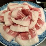 Nabe Bani Kuryouri Gyuushou - ボタン鍋のお肉