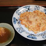 Teuchi Soba Sakae An - 蕎麦チヂミ、ダッタンそば粉が入ってます。