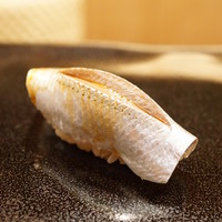 日本橋蛎殻町 すぎた - 日本一の小鰭