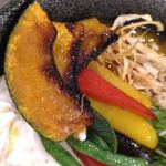 北海道咖喱饂飩 亀 - 旬のお野菜すあげ