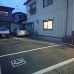 大寿司 - 店舗脇に駐車場三台有ります