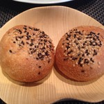 ル・シャモイーヴル - セサミのパン