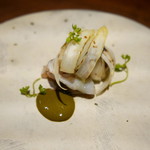 アカ - トリ貝とアスパラガスのサラダ