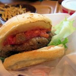 ハンバーグ専門店 トンプソン - サルサバーガー(単品だと430円です)