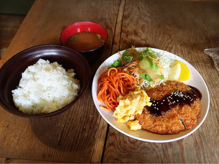 Banku Ba - とんかつ定食♩