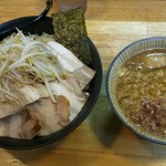 ジャンク屋 哲 - 限定濃厚つけ麺大盛(野菜ノーマル)＋豚ダブル