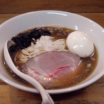 煮干中華ソバ イチカワ - イチカワ 煮干ソバ（醤油）750円＋味玉100円