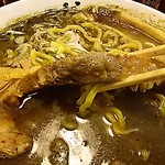 一球 - 持ち上げるだけで箸から落ちそうな柔らかさ