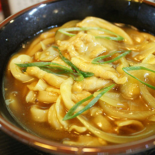Curry Udon made with herb pork 850 yen