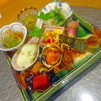 魯忍 - 美しい八寸仕立ての前菜(^^)