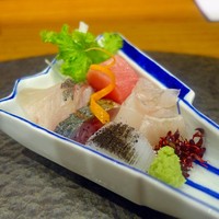 魯忍 - 本鮪中トロ、平目、縞鯵、〆サバ、あおり烏賊