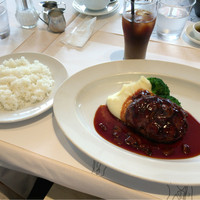 37 Steakhouse & Bar - 