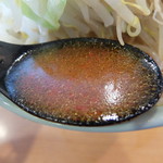 ラーメン二郎 - 「辛いの」スープ
