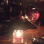 バー サムシング オールド - 内観