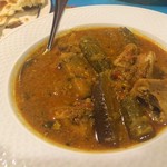 ガラムマサラ - 秋刀魚とオクラのカレー