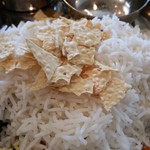 ジャド プール - おせんべいは砕いてご飯に混ぜてみます。