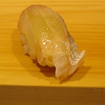 鮨 あらい - 伊佐木（湯引き）