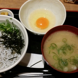 たまごかけごはん屋 あかね農場_0