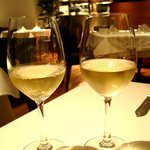 IL PINOLO - SARTORI SOAVE [2009] &Chardonnay Castel del Monte [2009]