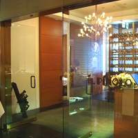 IL PINOLO 梅田 - お店の入り口