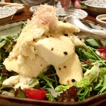 太郎源 - 寄せ豆腐サラダ
