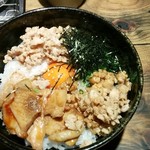 麺屋 翔 - 鶏めし400円