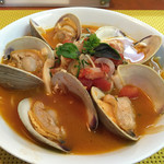 バレーナ - ボンビノス貝のトマトスープパスタ ランチ