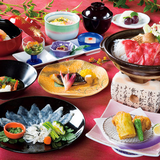 Savor the seasonal flavors of creative Kaiseki cuisine that changes with the seasons.