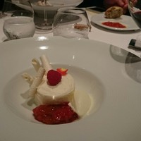 アルカナ 東京 - 薔薇の香りのフロマージュブラン…など