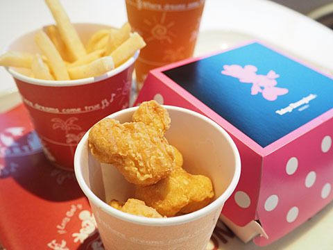 ミッキー型のチキンナゲットがおすすめ By Chineko トゥモローランド テラス 東京ディズニーランド ステーション ハンバーガー 食べログ ミッキー型のチキンナゲットがおすすめ By Chineko トゥモローランド テラス 東京ディズニーランド ステーション ハンバーガー 食べログ