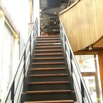 猿田彦珈琲 - 二階席への階段