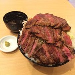 ニクゼン - 黒毛和牛ステーキ丼　特盛
      【1,200円】