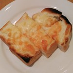 喫茶パレット - チーズトースト