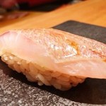 すし 喜邑 - 2016.5.  小鯛 昆布〆