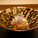 虎白 - 「冷物」藁で焼いた桜鱒のタタキ、ジュレ掛け　2016年4月