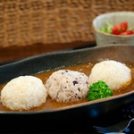 マザーズ - おにぎりカレー3個入