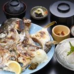 Grilled fish set