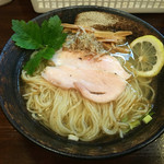 麺座 かたぶつ - 2016年6月2日から提供開始
      ころにぼ 塩