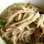 佐賀カントリー倶楽部 レストラン - 蕎麦様自体は結構コシのある感じでタレはこちらも少し甘目で九州仕様ですね～