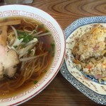 山都飯店 - ミニ焼きめし＋ラーメン（￥680）