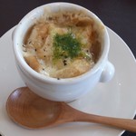Cafe Boneu - オニオングラタンスープ