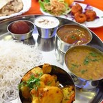 Ganges Indian Cuisine Restaurant - ランチメニュ(チキンカレー)