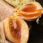 麺喰屋 Senmi - 2016 Senmi  ★つけ麵 胡麻（大盛無料 味玉クーポン 950円）★味玉を割ってみた(^-^)/