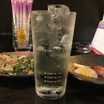 牛たん処 孝 - 焼酎ハイボール 400円。