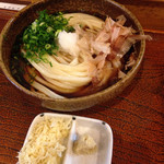 讃岐うどん はるしん - ぶっかけ（¥670）麺は1玉、1.5玉、2玉から選べてすべて同価格。当然のごとく2玉を選択した。