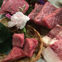 大衆肉酒場 こだわり米 匠 - 黒毛和牛４種盛り