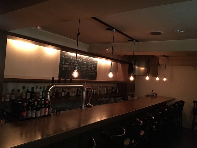 写真 バー ヘリンボーン Bar Herring Bone 花畑町 ビアバー 食べログ